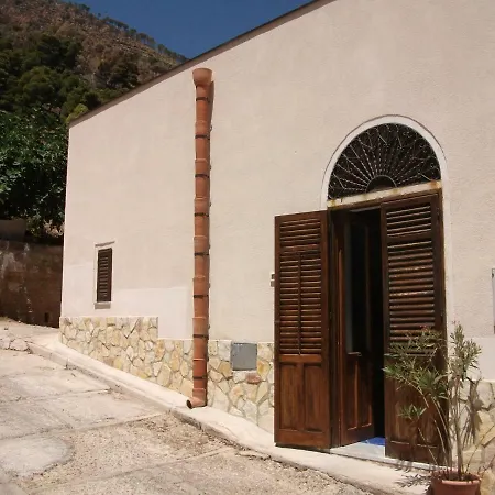 Le Di Virgin 1 Holiday home Castellammare del Golfo